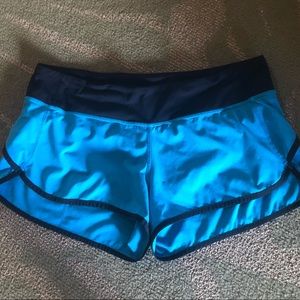 Lululemon Speed short. Great condition. No piling.